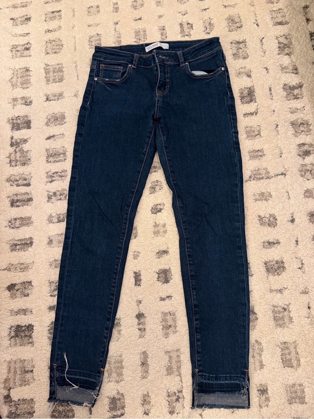 Zara Dark Blue Cropped Skinny Jeans Sz 4/26” inseam